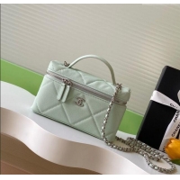 Inexpensive Chanel Grained Shiny Calfskin Vanity Case with Chain and Top Handle AP4936 Light Green/Silver 2025