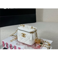 Market Sells Chanel Lambskin Small Vanity Case with CC Chain AP3941 White 2025