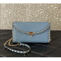 Top Quality Valentino Rockstud Wallet with Chain in Grainy Calfskin 059 Dusty Blue 2024