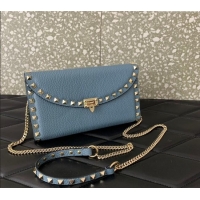 Top Quality Valentino Rockstud Wallet with Chain in Grainy Calfskin 059 Dusty Blue 2024