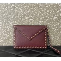 Luxurious Grade Valentino Rockstud Grainy Calfskin pouch VLTN053 Burgundy 2024