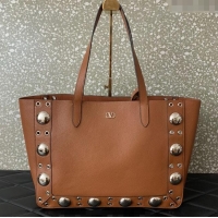Super Quality Valentino Medium Nellcote Shopping Bag in Grainy Calfskin with Ball Studs 0076 Brown 2025
