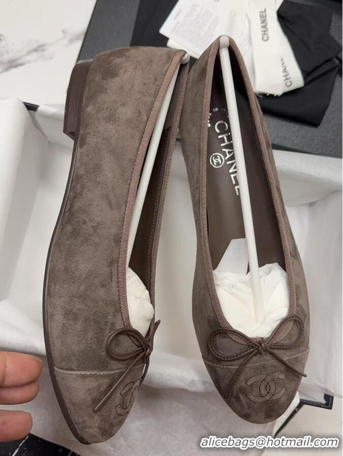 Low Cost Chanel CC Ballet Flat With Bow Suede CH1023 Dark Brown