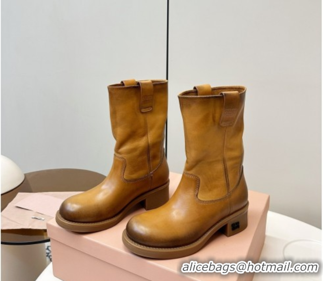 Unique Style Miu Miu Leather Ankle Boots with Logo Strap Yellow MM102402 1024117
