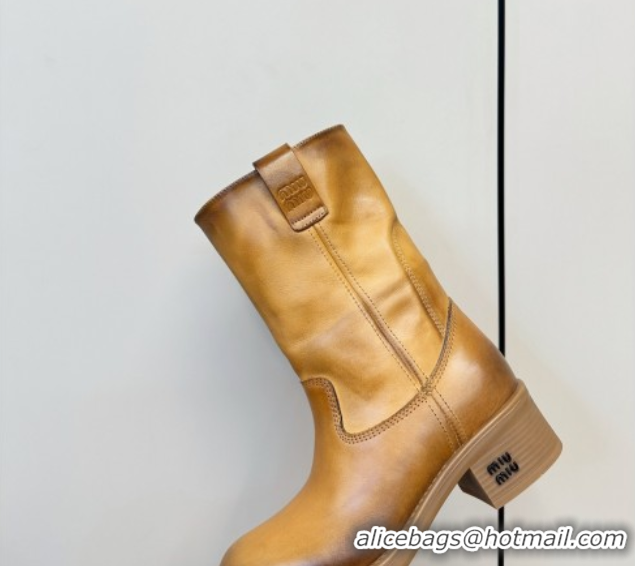Unique Style Miu Miu Leather Ankle Boots with Logo Strap Yellow MM102402 1024117