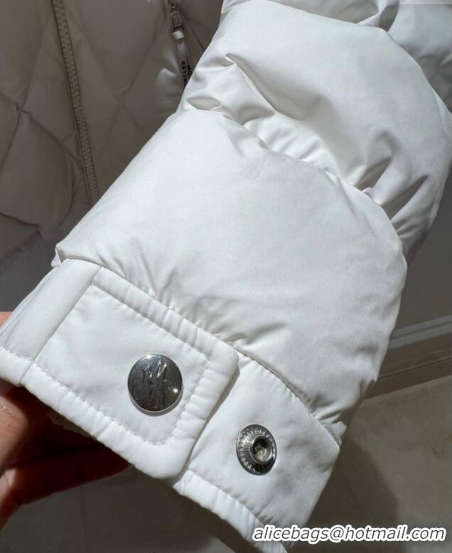 Original Cheap Moncler Quilted Down Jacket M091851 White 2025