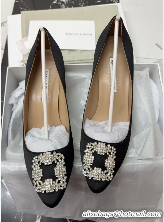 ​High Quality Manolo Blahnik Hangisi Satin Pumps 7cm with Silver Buckle 1225019 Black