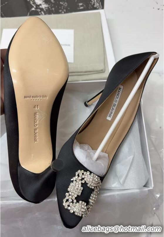 ​High Quality Manolo Blahnik Hangisi Satin Pumps 7cm with Silver Buckle 1225019 Black