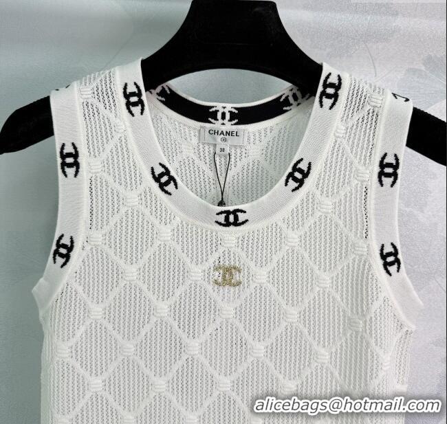 ​Top Quality Chanel Knit Vest with CC Charm 0620 White 2025