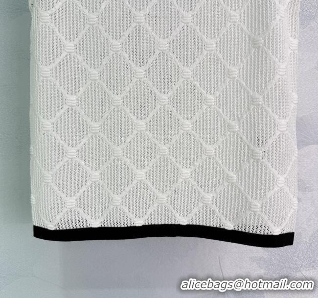 ​Top Quality Chanel Knit Vest with CC Charm 0620 White 2025