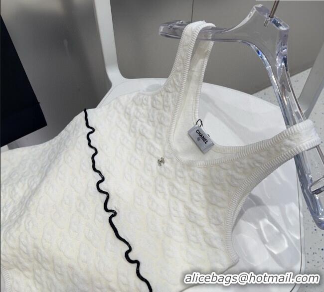 Well Crafted Chanel CC Emboss Vest 0911 White 2025