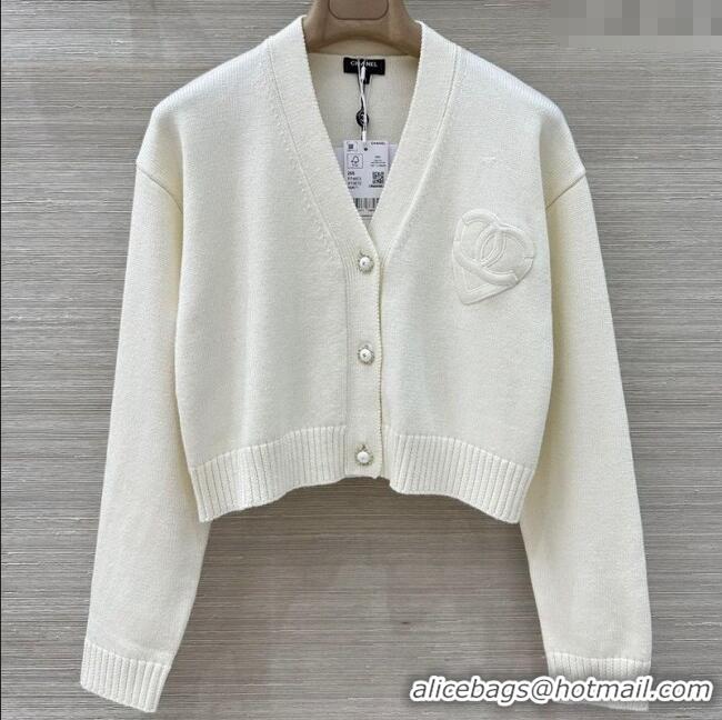 Top Design Chanel Wool Heart Cardigan CH110659 White 2025