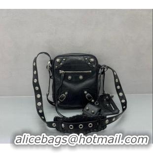 Best Price Balenciaga Le Cagole Men Crossbody Bag in Arena lambskin 48119 black aged-silver hardware 2025