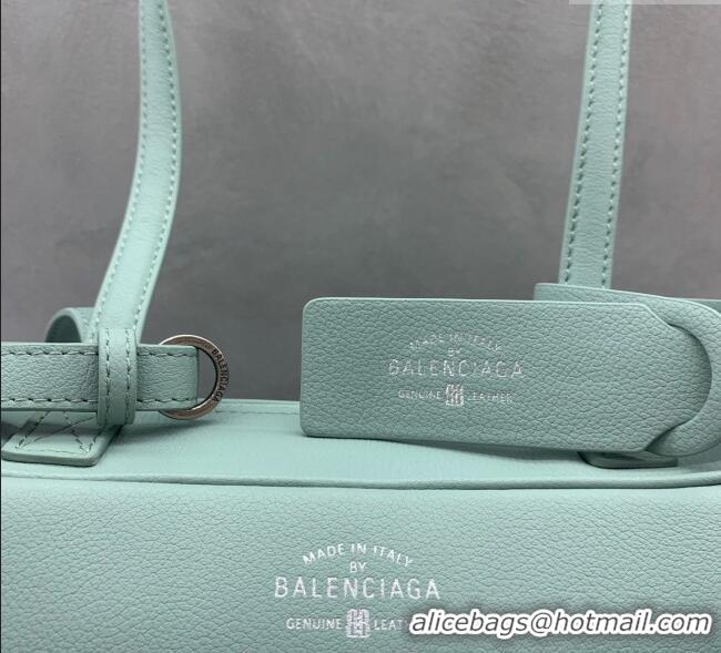 Promotional Balenciaga Carrie Bowling Bag Small in calfskin 26079 Green aged-silver hardware 2025