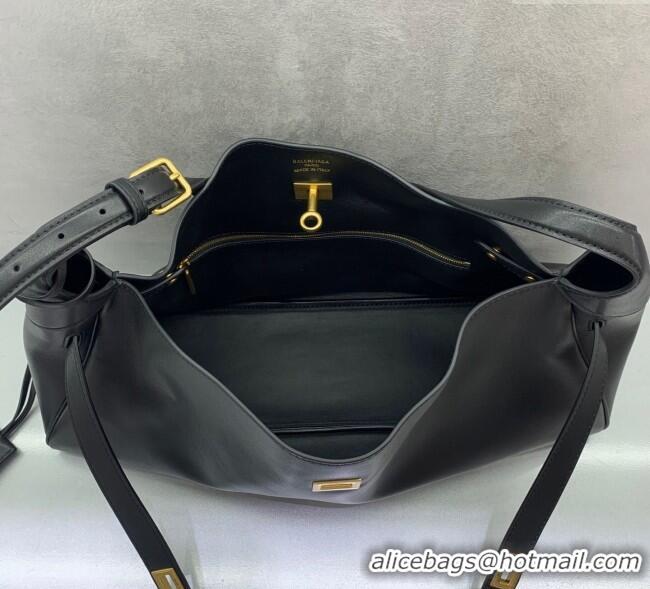 Well Crafted Balenciaga Bel Air Medium Shoulder Bag in smooth calfskin 26082 black aged-gold hardware 2025