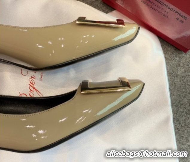 Pretty Style Roger Vivier Trompette Pumps 4.5cm in Patent Leather with Buckle Grey 1030080