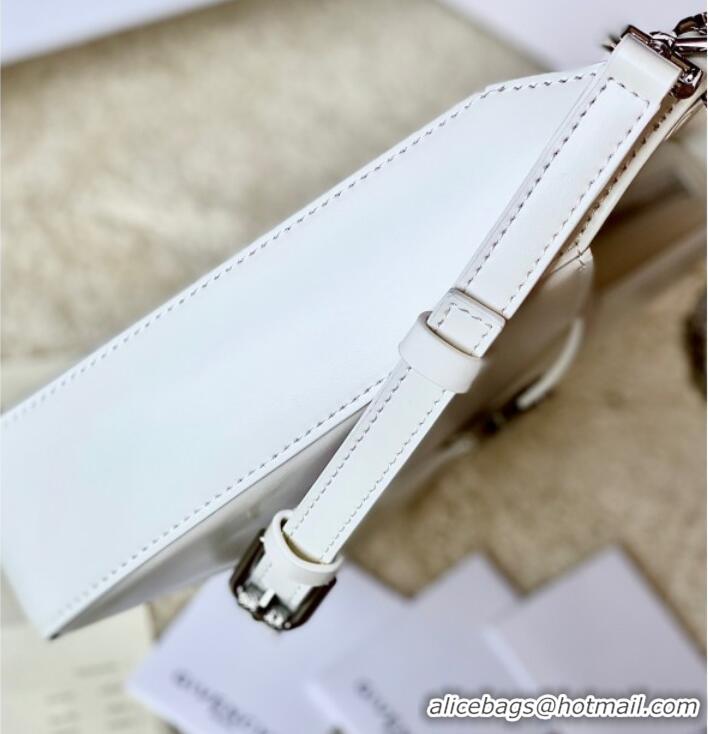 Top Design Givenchy Small Cut Out bag in shiny leather with chain 19119 White 2023