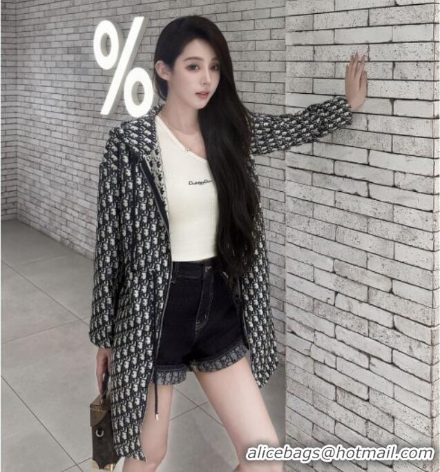Buy Fashionable Dior Oblique Coat D090452 2025