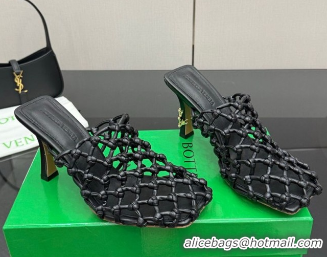 Purchase Bottega Veneta Riva Heel Mules 9cm in Woven Knotted Leather with Frog Charm Black 50823001