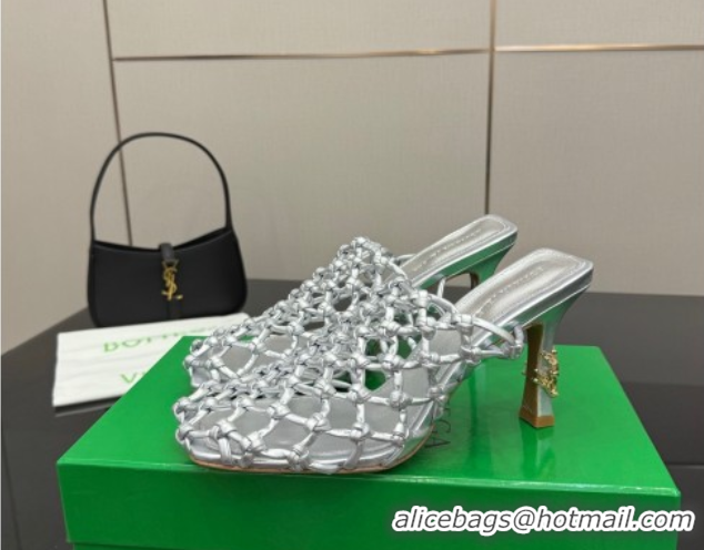 Stylish Bottega Veneta Riva Heel Mules 9cm in Woven Knotted Leather with Frog Charm Silver 50823002