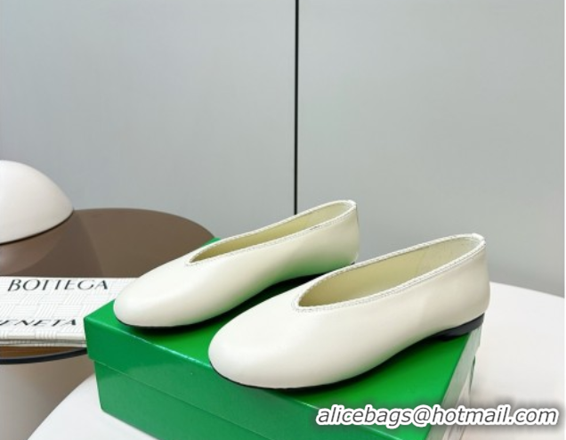 Shop Duplicate Bottega Veneta Rosa Ballerinas Flat in Calfskin Leather White 0823015