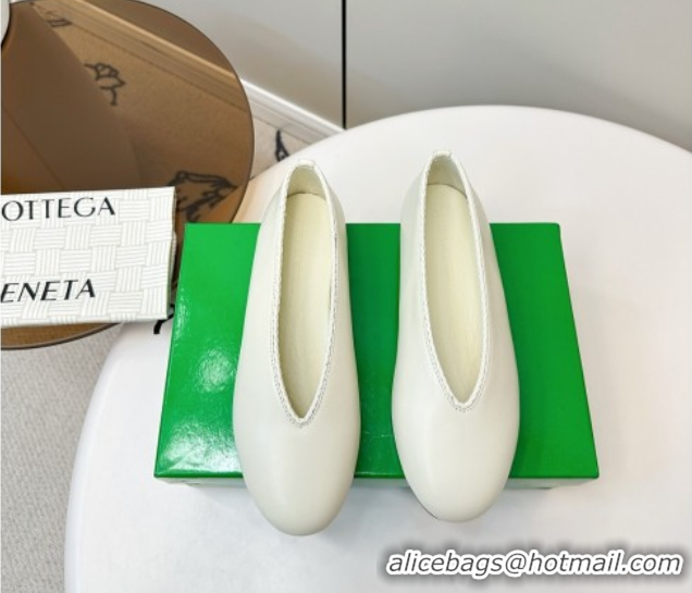 Shop Duplicate Bottega Veneta Rosa Ballerinas Flat in Calfskin Leather White 0823015