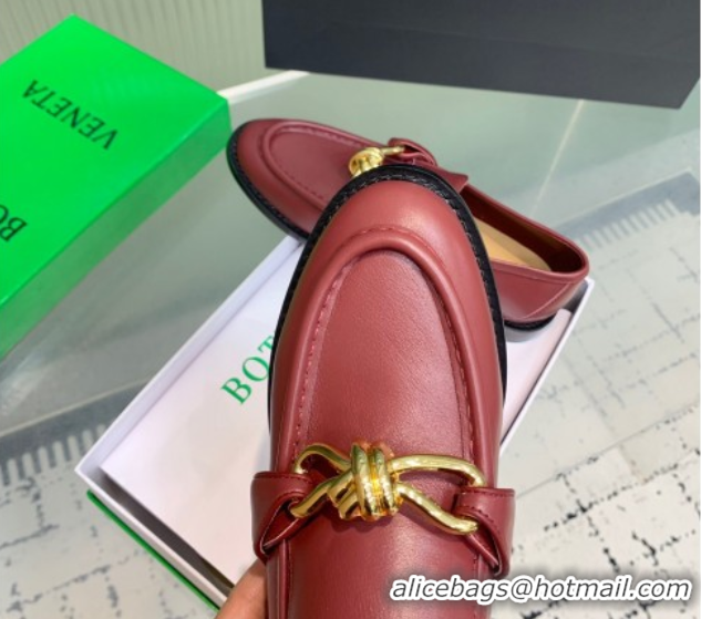 Sophisticated Bottega Veneta Astaire Loafers in Calfskin Leather with One-Tone Knot Red 0823039