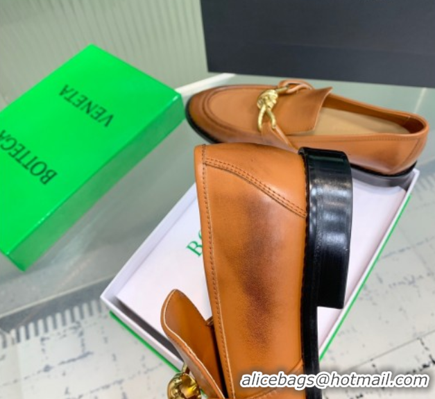 Stylish Bottega Veneta Astaire Loafers in Faded Calfskin with One-Tone Knot Brown 0823042