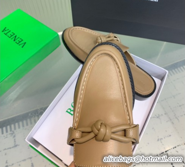 Discount Bottega Veneta Astaire Flat Mules in Calfskin Leather with One-Tone Knot Beige 0823049