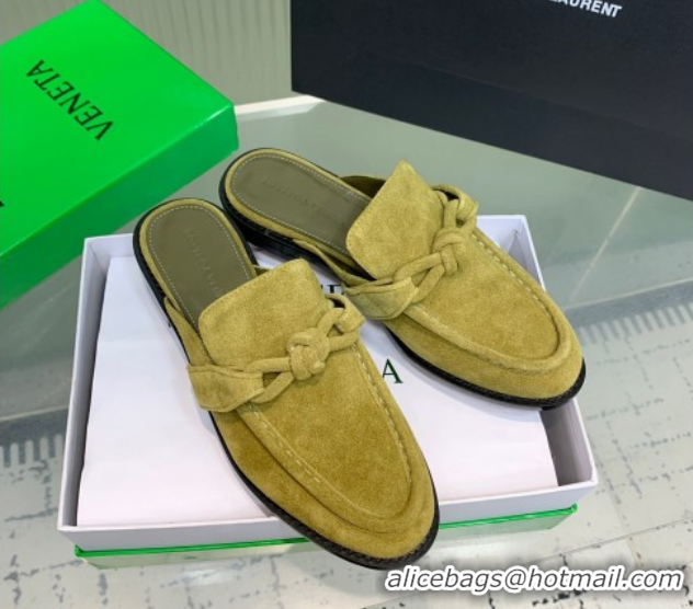 Purchase Bottega Veneta Astaire Flat Mules in Suede with One-Tone Knot Green 0823051