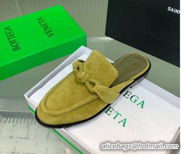 Purchase Bottega Veneta Astaire Flat Mules in Suede with One-Tone Knot Green 0823051