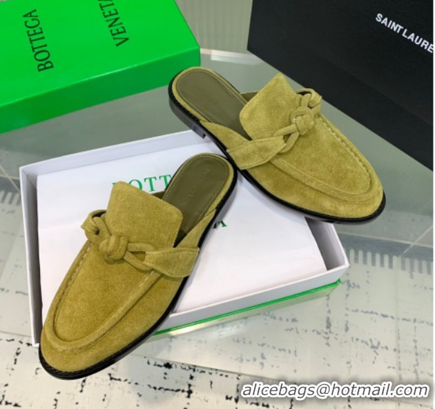 Purchase Bottega Veneta Astaire Flat Mules in Suede with One-Tone Knot Green 0823051