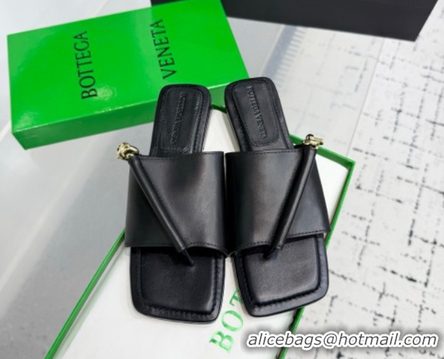 Discount Bottega Veneta Solstice Flat Thong Slides Sandal in Calfskin Leather Black 0823062