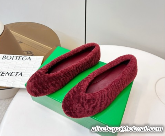 Good Product Bottega Veneta Rosa Ballerina Flat in Shearling Burgundy 1027147