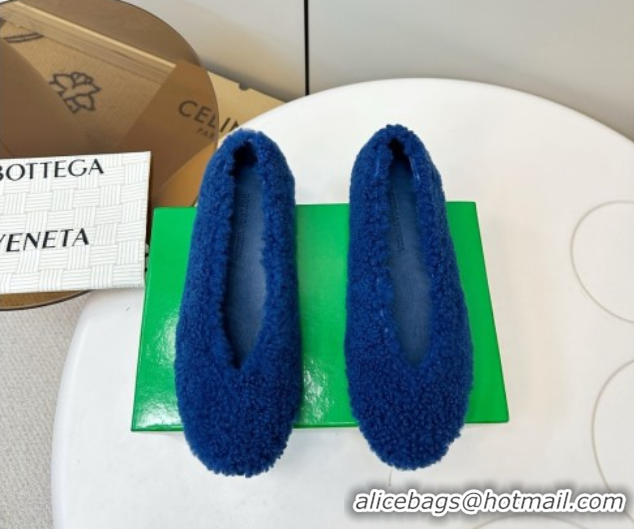 Pretty Style Bottega Veneta Rosa Ballerina Flat in Shearling Blue 1027148