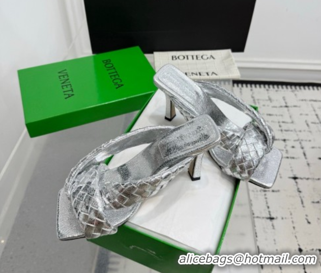 Perfect Bottega Veneta Riva Heel Slides Sandal 9cm in Woven Leather Silver 1027159