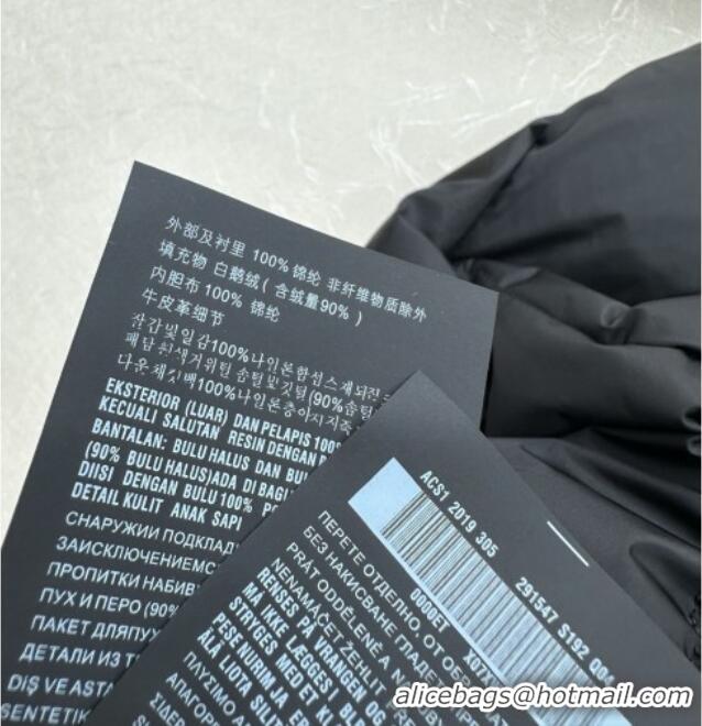 Low Cost Promotional Prada Down Jacket P090409 Black 2025