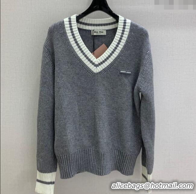 ​Well Crafted Miu Miu Wool V Sweater MIU0903021 Grey 2025