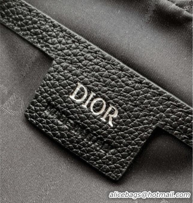 Best Quality Dior Mens CD Icon Zipped Messenger Bag in Grained Calfskin 1122 Black 2025