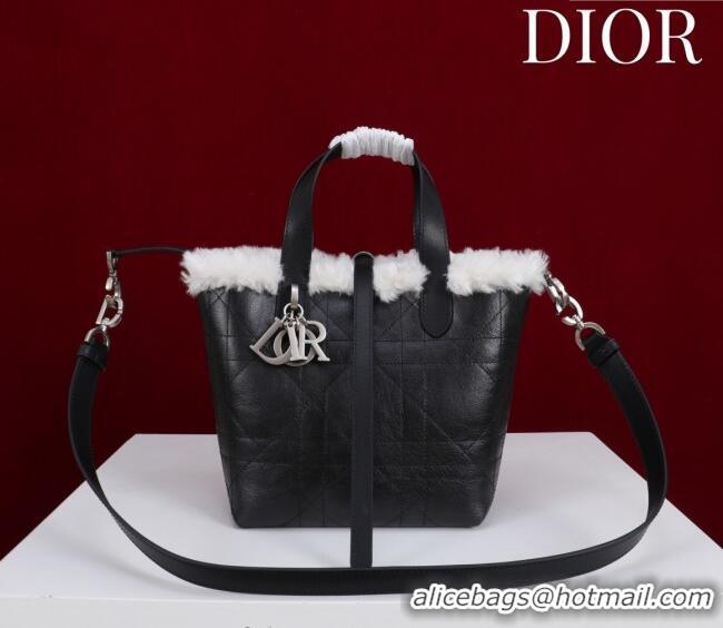 Promotional Dior DiorAlps Small Toujours Vertical Tote Bag in Macrocannage Crinkled Calfskin and Merino Wool 2043 Black/