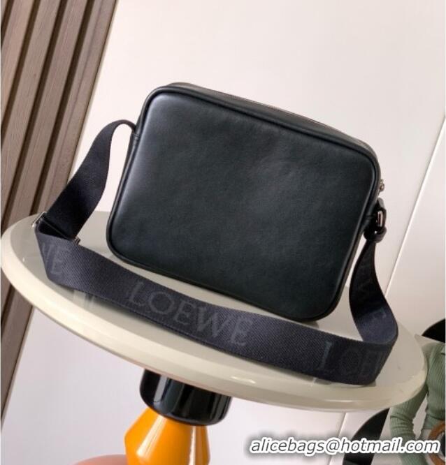 Well Crafted Loewe Medium Pebble messenger bag in smooth calfskin 9094 Black 2025