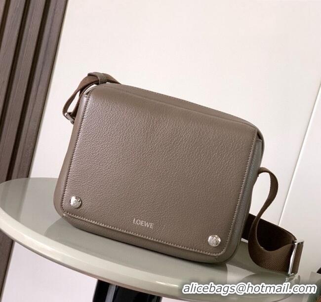 Big Discount Loewe Medium Pebble messenger bag in supple grained calfskin 9094 Moss Green 2025