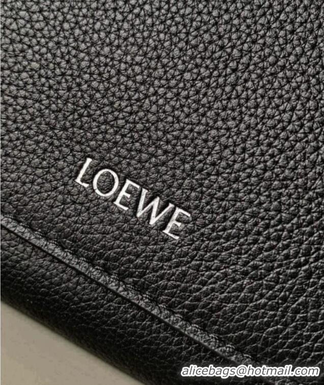 Buy Classic Loewe Medium Pebble messenger bag in supple grained calfskin 9094 Black 2025