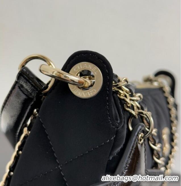 New Fashion Chanel Velvet-Effect Nylon Clutch with Chain AP4791 Black 2025