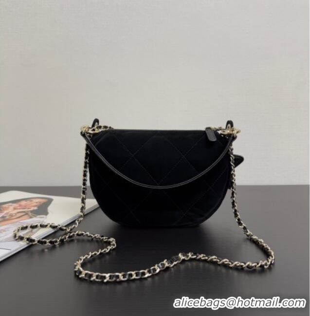 New Fashion Chanel Velvet-Effect Nylon Clutch with Chain AP4791 Black 2025