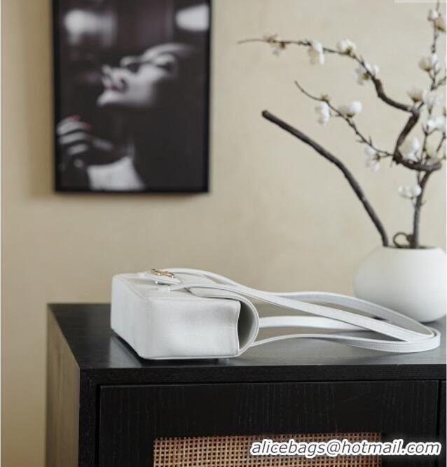 Good Taste Chanel Calfskin Leather Hobo Bag CH112703 White 2025