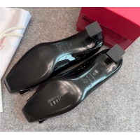 Top Design Roger Vivier Trompette Pumps 4.5cm in Patent Leather with Buckle Black/Silver 1030077