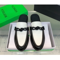 Stylish Bottega Veneta Astaire Flat Mules in Calfskin Leather with One-Tone Knot Black/White 0823048