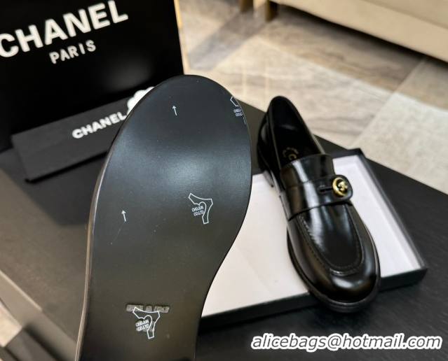 Grade Chanel Shiny Calfskin Loafers with Button Strap Black 2025 G46796 1031092