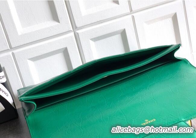 Traditional Specials Chanel Calfskin Leather Large Clutch AP4944 Green 2025